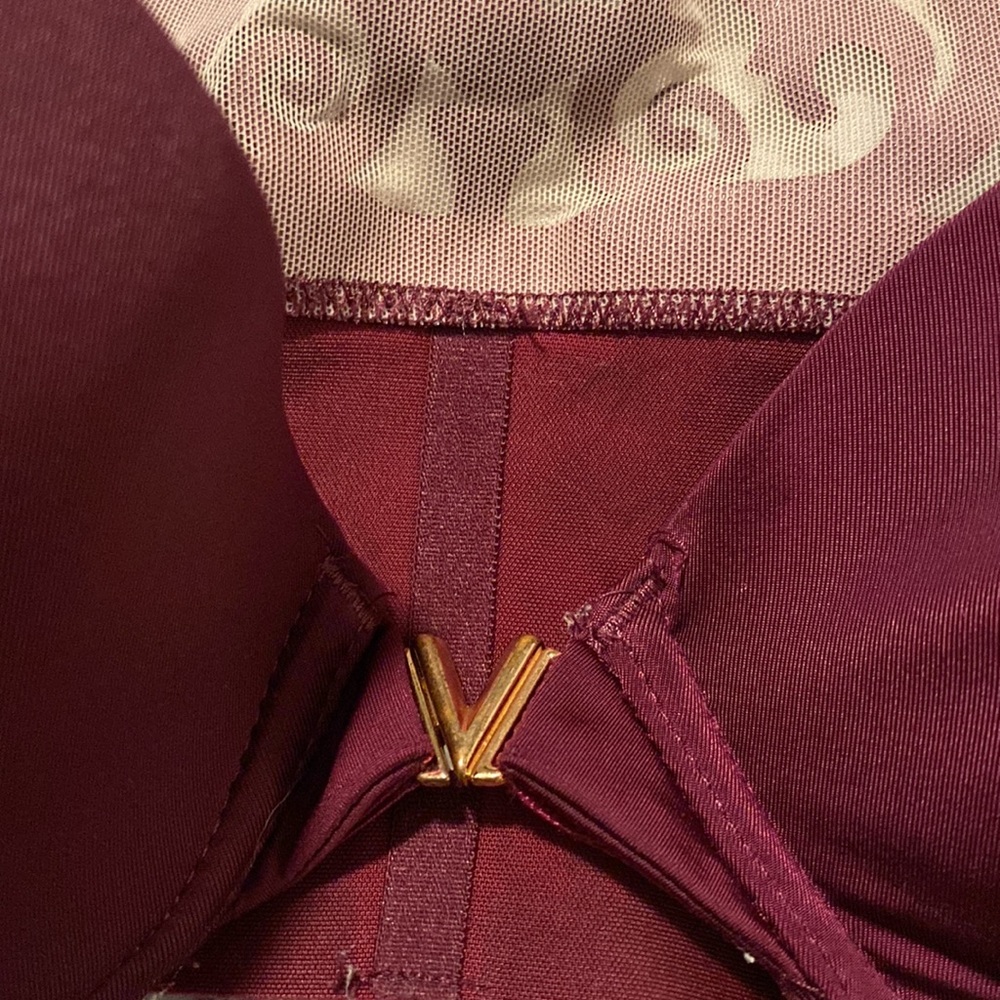 Vs bra - Picture 2 of 4